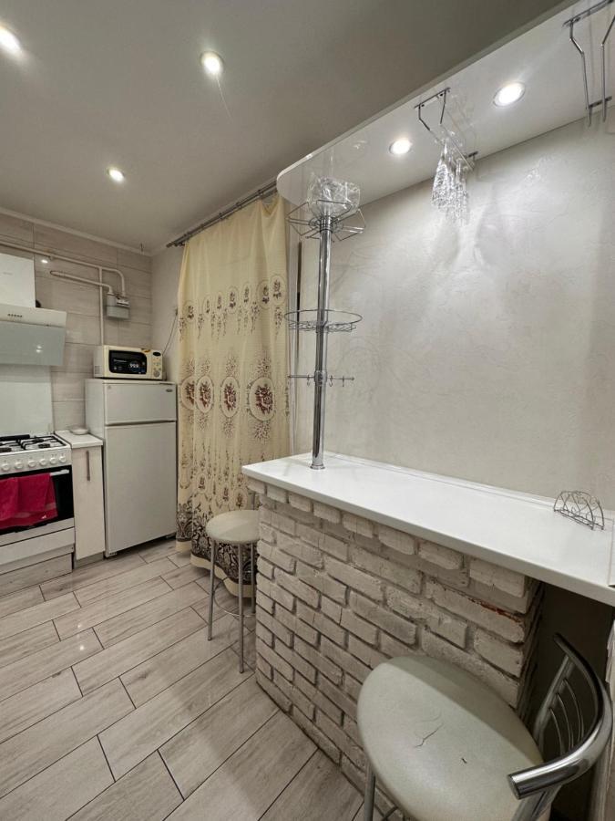 New Central 2Room Apartment Lviv Kültér fotó